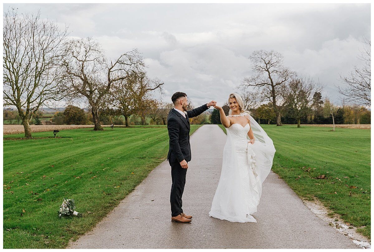 Bedfordshire Wedding photographer at Bassmead